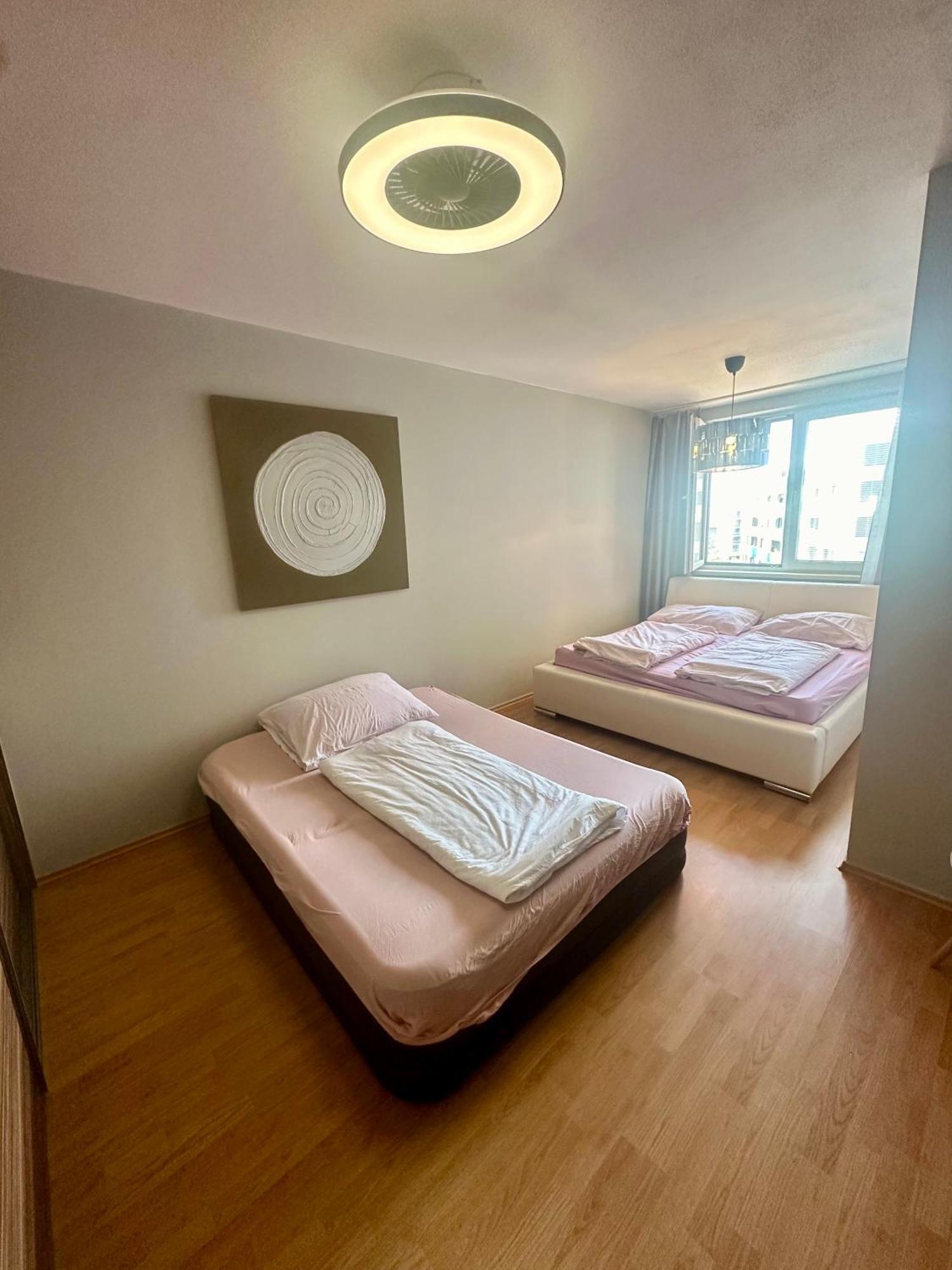 Apartman V Aleji Bratislava Eksteriør bilde